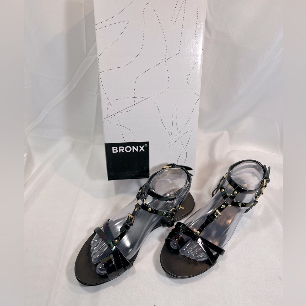 NIB Bronx Black Iridescent Sandals